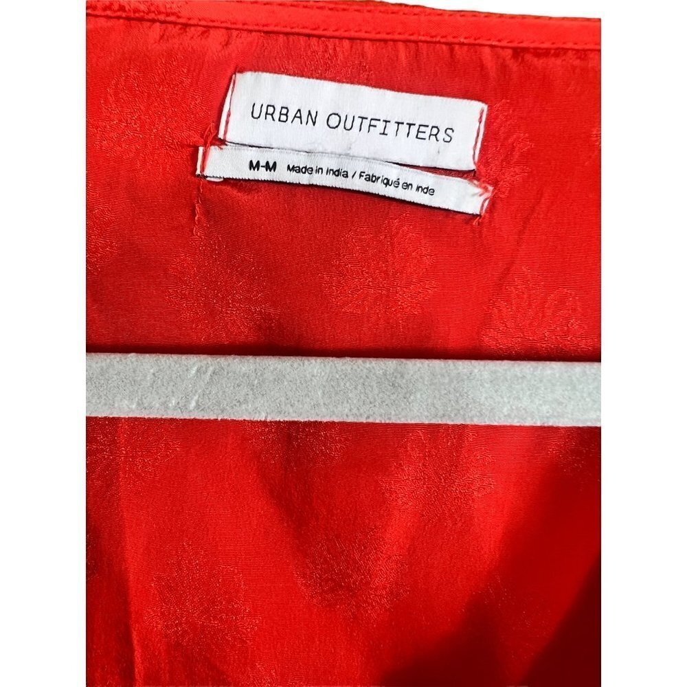 Urban Outfitters Women's Flare Sleeve Crop Top - Picture 3 of 6